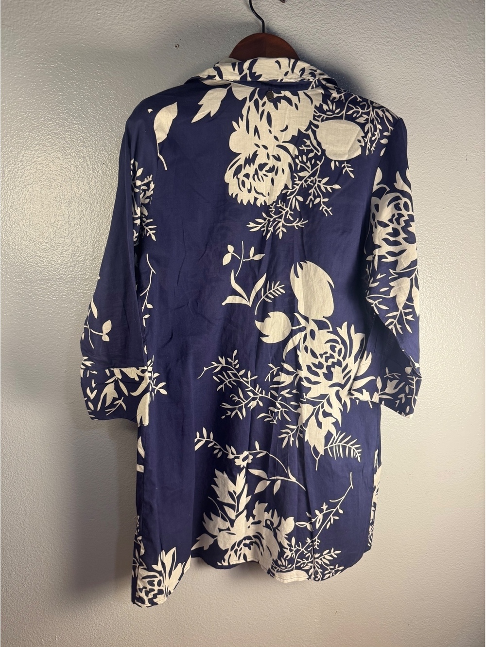 Soft Surroundings Navy Floral Embellished Cotton Tunic Beach Cover Up - Picture 6 of 11